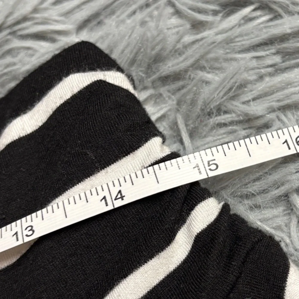Y2k Black and White Striped Skirt